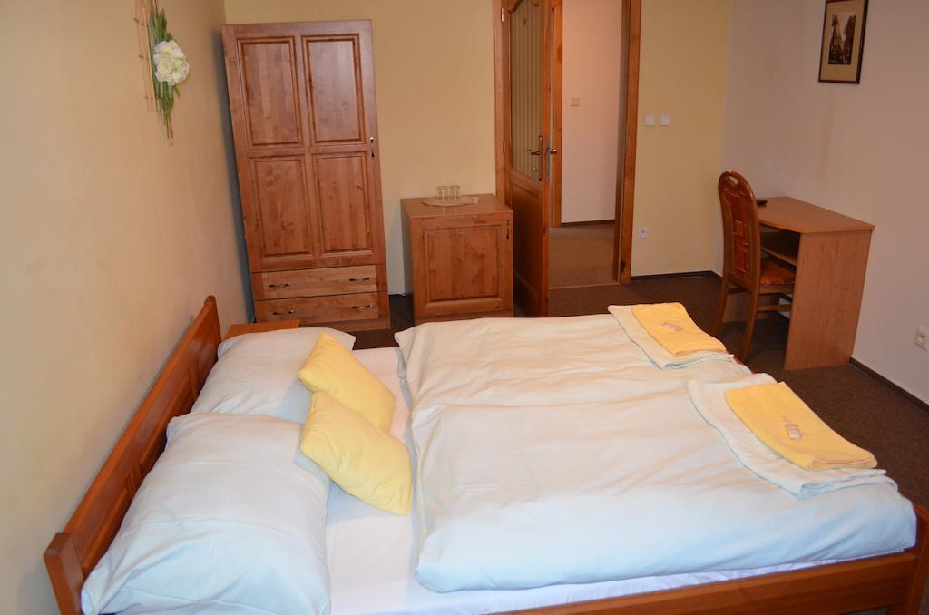 Hotel Na Statku Neprevazka Habitación foto