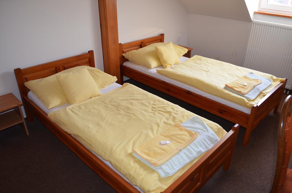 Hotel Na Statku Neprevazka Habitación foto